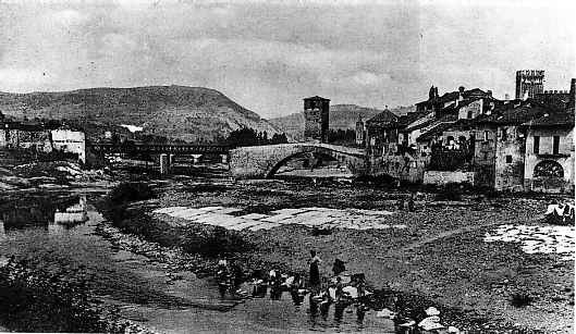 The Ponte Vecchio in Millesimo on the western Bormida