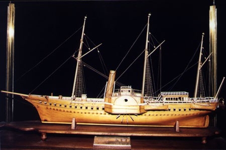 Model of ‘l’Aigle’