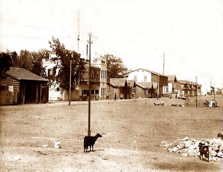 Port Said. Boulevard du Quai Eugénie.