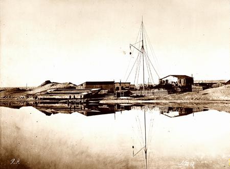Lake Ballah. Km. 54. View of the passing station.