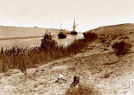 Km. 68. View of the canal.