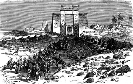 Arrivée à l’avenue des Sphinx à Karnak