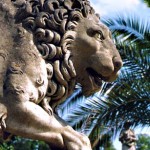 Sculptures sur la terrasse du château de Compiègne