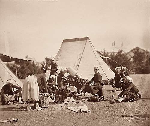 Camp de Châlons : le repas des zouaves