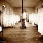 Km. 76. Ismaïlia. Intérieur d’une salle de l’hôpital       St-Vincent-de-Paul.