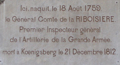 Plaque commémorative du Général Comte de la Riboisière. Photo © Dominique Bouyer