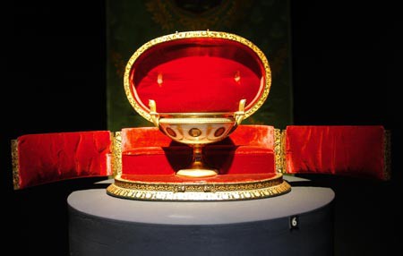 Soup tureen and its case © Fondation Napoléon