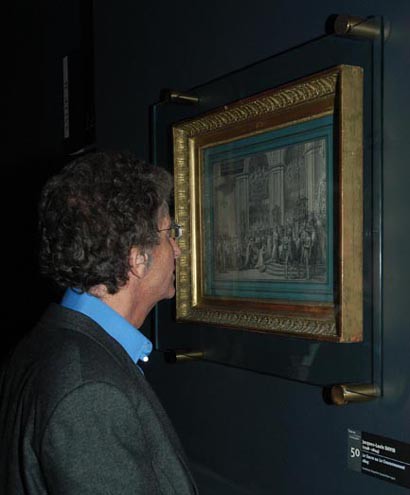 Ex-Minister Jack Lang admiring David's 'Study for the coronation...' © Fondation Napoléon