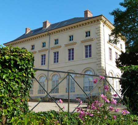 Pavillon occidental, façade sud, du palais du roi de Rome © Ville de Rambouillet