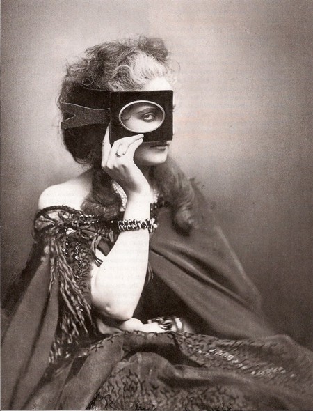 “Scherzo di Follia” (a photographic portrait of the Countess of Castiglione)