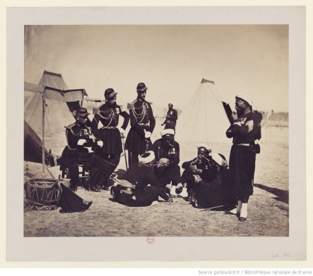 Camp de Châlons, le jeu de la drogue, photographie de Gustave Le Gray © BNF