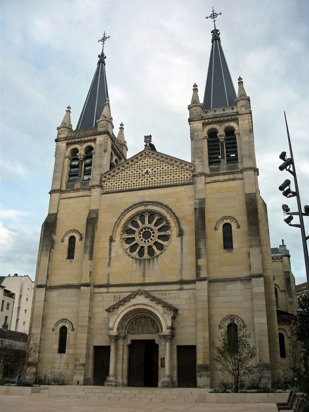 Église Saint-Louis, à Vichy © Wikipedia/Tabl-trai