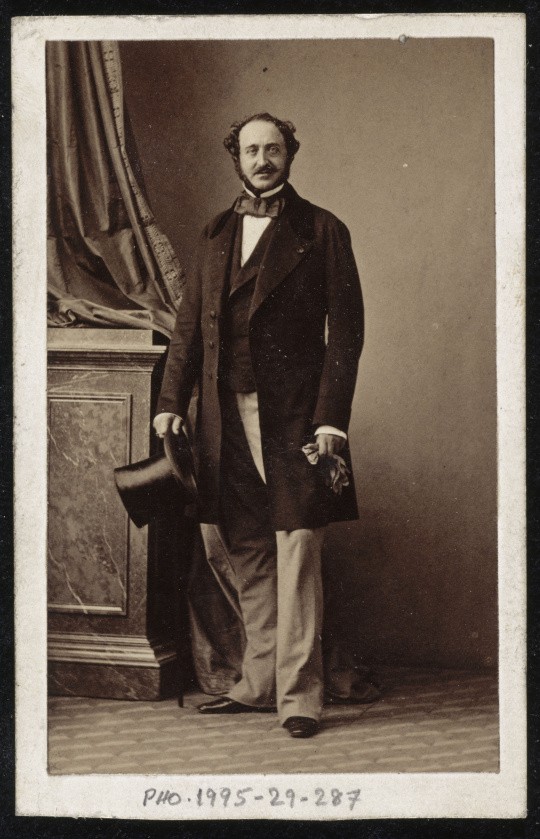 Le duc de Gramont vers 1865 par André-Adolphe-Eugène Disdéri © RMN-Grand Palais (musée d'Orsay) - Jean-Gilles Berizzi