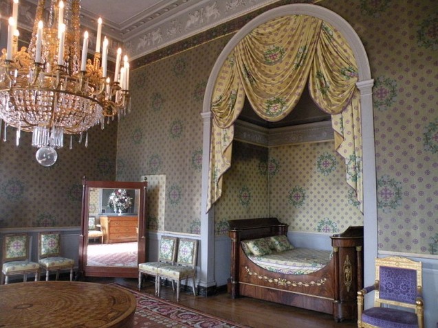 Chambre Lannes au château de Maisons, à Maisons-Laffitte. Srouce : Wiki Commons