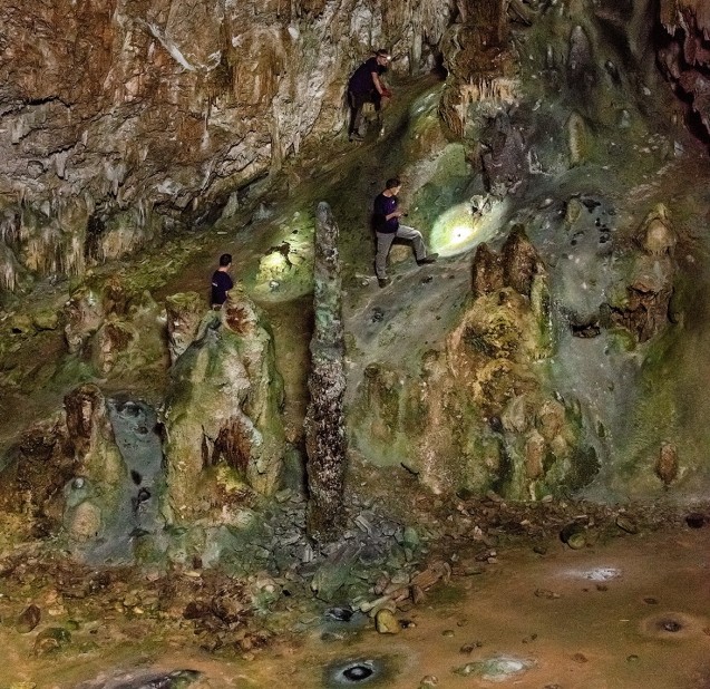 Grotte dite des rafalés sur l'île de Cabrera © ASCAAR 2022, Dominique Bossut