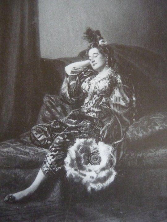 L’impératrice Eugénie travestie en odalisque, vers 1860 © DR