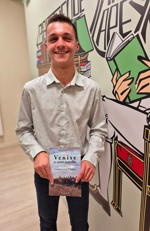 Rémi Touzeau : « Le personnage réel est toujours à la limite. J’ai beaucoup lu, j’avais l’impression d’être avec mes personnages. »